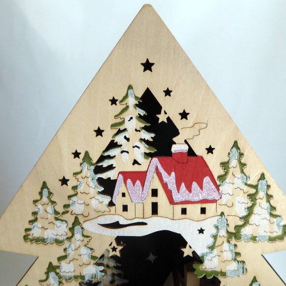 NEW 17” CHRISTMAS LED LIGHT UP LASER CUT WOOD SANTA CLAUS WINTER VILLAGE SCENE - Picture 12 of 16
